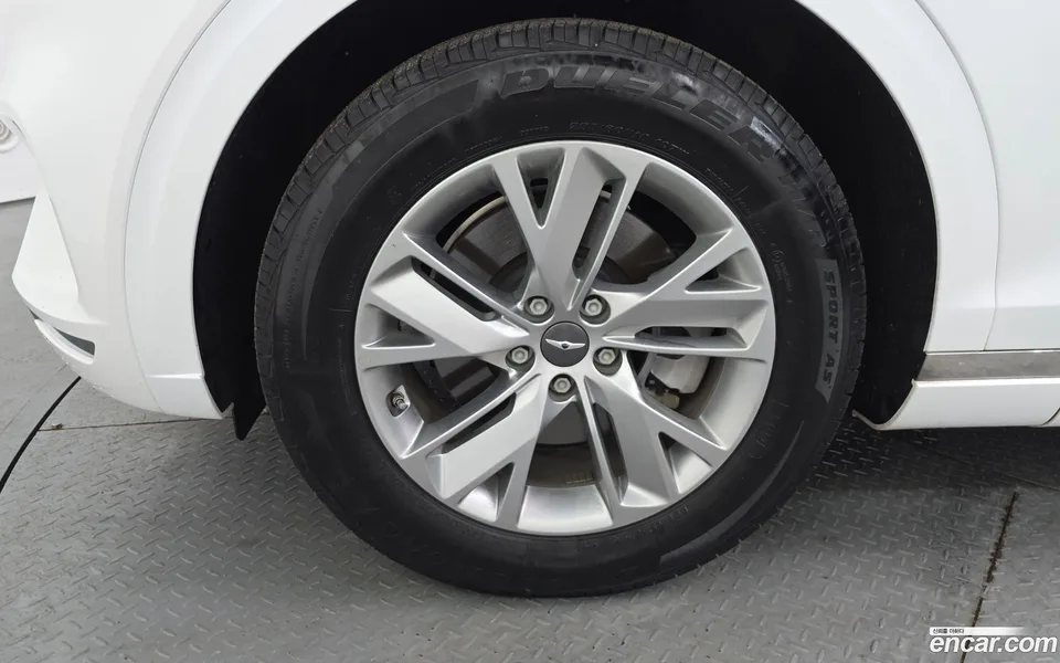 Genesis GV70 2.5T 2WD 2022 — миниатюра 2