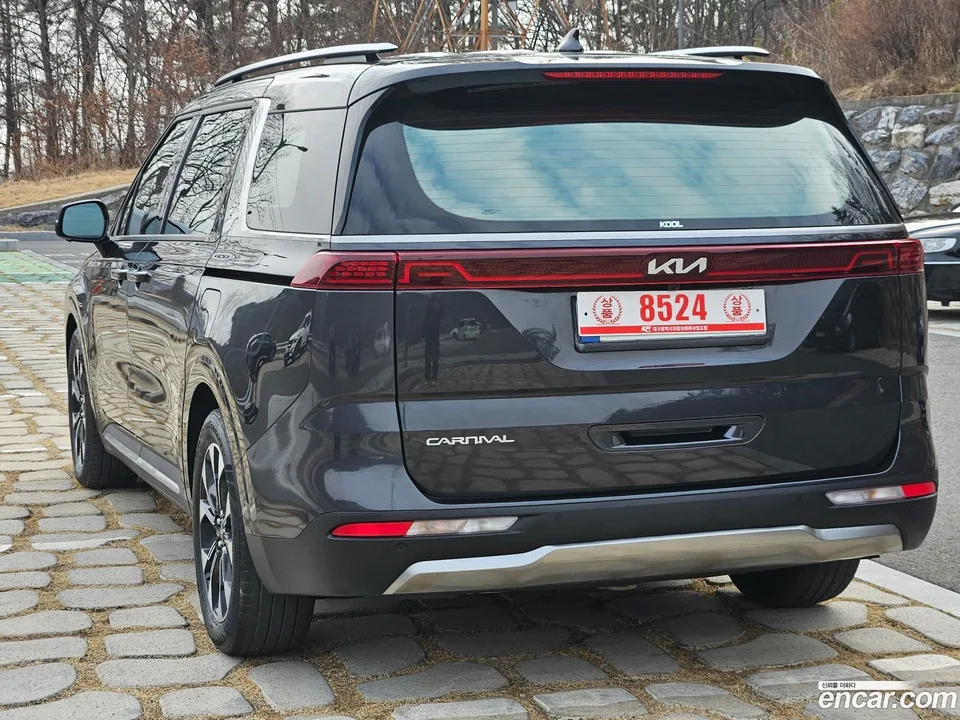 Kia Carnival 9 2023 — миниатюра 2