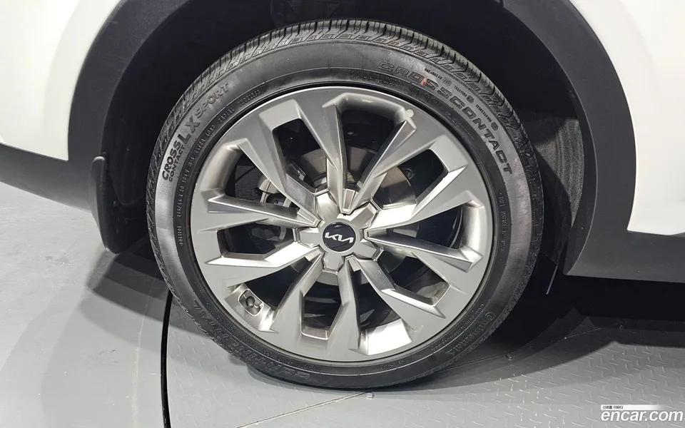 Kia Sorento 2.5T 2WD 2023 — миниатюра 2