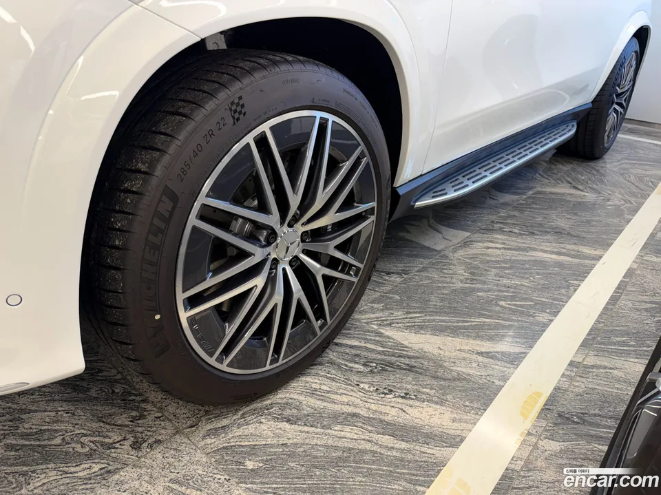 Mercedes-Benz GLE-Class AMG GLE53 4MATIC+ 2025 — миниатюра 2