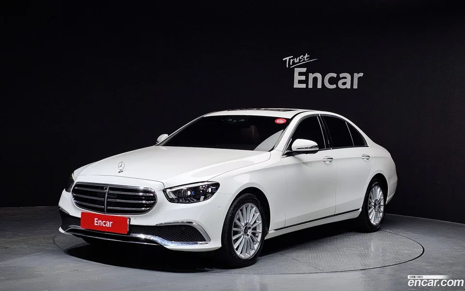 Mercedes-Benz E-Class E250 2022 — фото 1, купить с доставкой в Москву