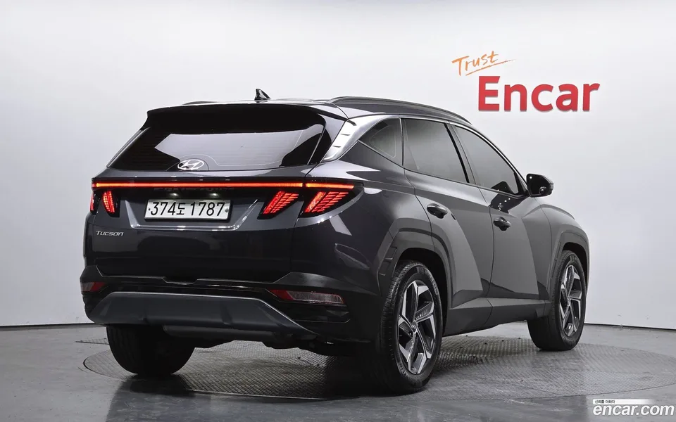 Hyundai Tucson 1.6 2WD 2022 — миниатюра 2