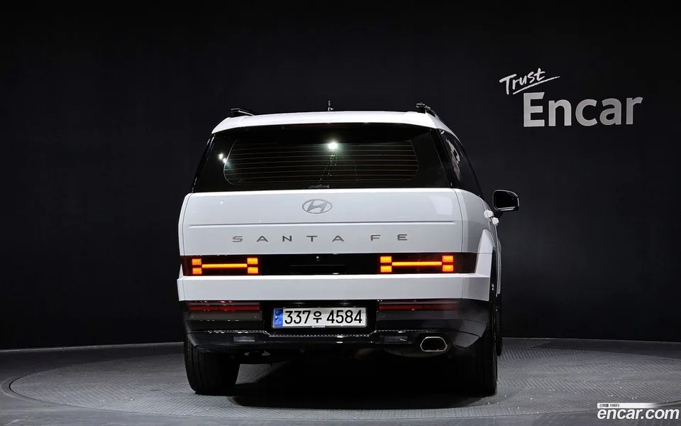 Hyundai SantaFe 2.5T 2WD 2023 — миниатюра 4