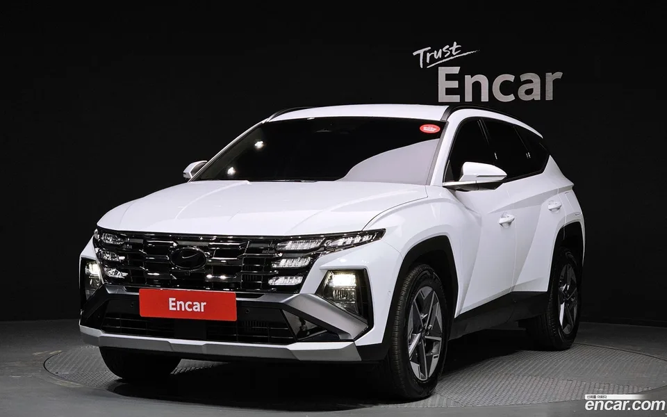 Hyundai Tucson NX4 1.6 2WD 2025 — фото 1, купить с доставкой в Москву