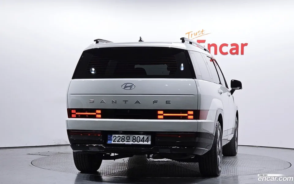 Hyundai SantaFe HEV 1.6 2WD 2024 — миниатюра 4