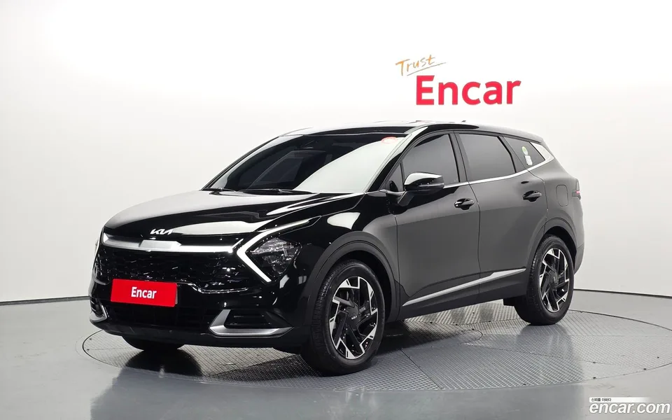 Kia Sportage 2.0 2WD 2024 — фото 1, купить с доставкой в Москву