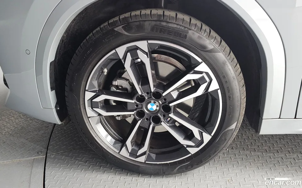 BMW X2 xDrive20i M 2025 — миниатюра 2