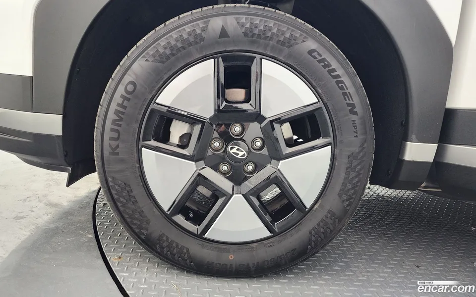 Hyundai SantaFe HEV 1.6 2WD 2024 — миниатюра 5