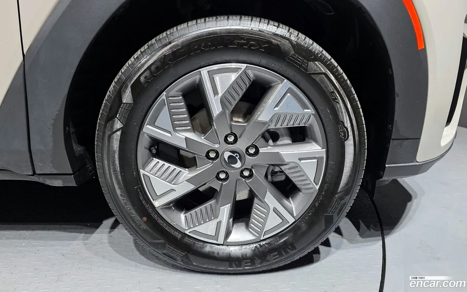 KG Mobility Torres EVX E7 2024 — миниатюра 2