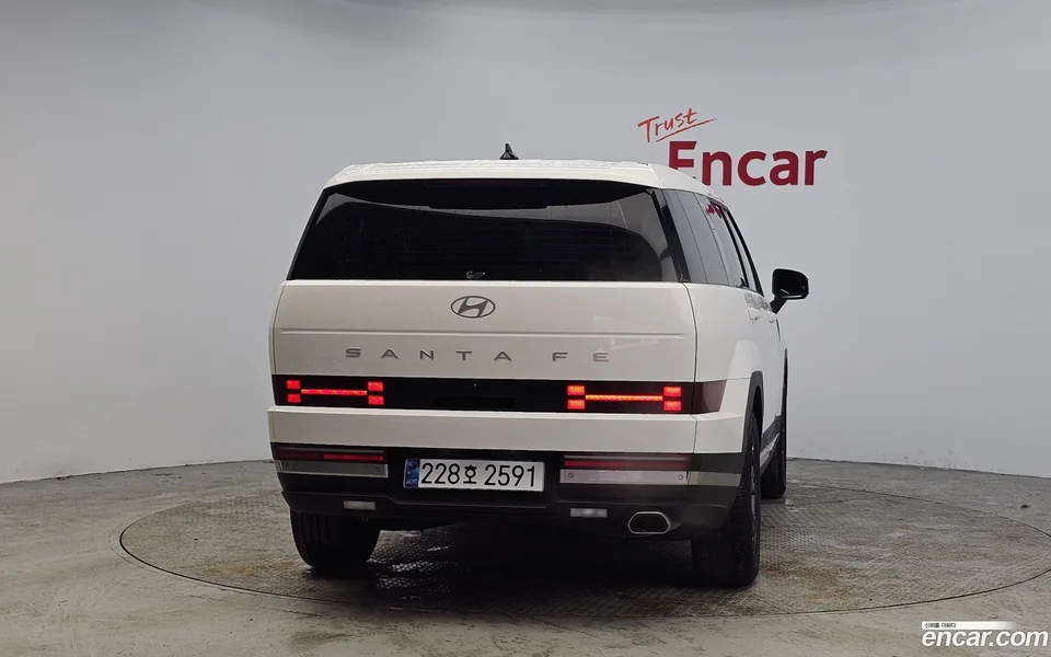 Hyundai SantaFe 2.5T 2WD 2024 — миниатюра 4