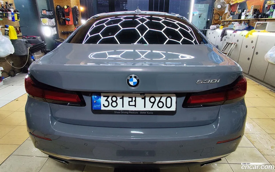 BMW 5 Series 520i 2022 — миниатюра 4