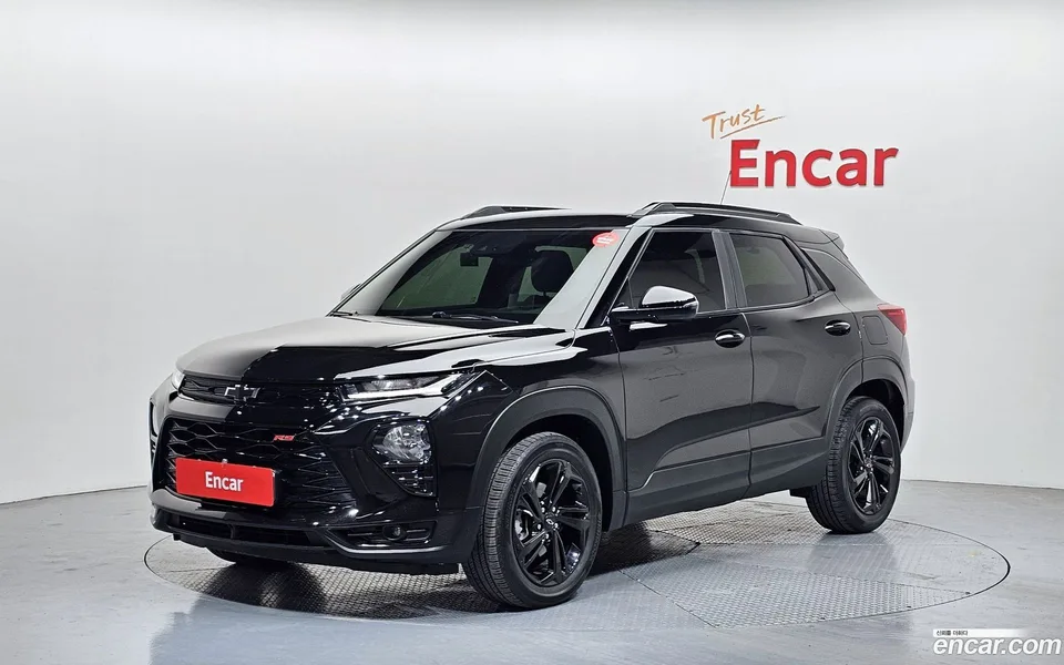 Chevrolet Trailblazer 1.3 2WD 2023 — фото 1, купить с доставкой в Москву