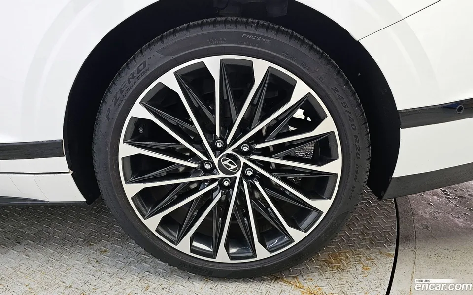 Hyundai Grandeur Hybrid 2023 — миниатюра 2