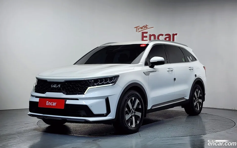 Kia Sorento 2.2 2WD 2023 — фото 1, купить с доставкой в Москву