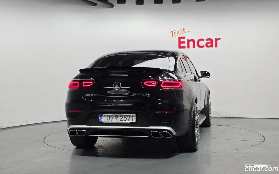 Mercedes-Benz GLC-Class AMG GLC63 S 4MATIC+ 2023 — миниатюра 4