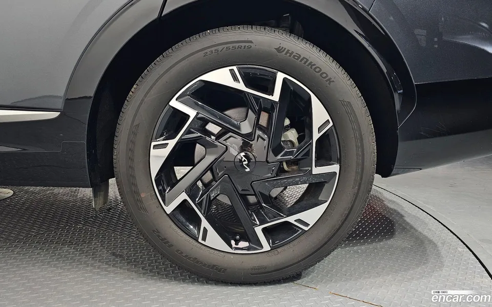 Kia Sportage 1.6 2WD 2023 — миниатюра 2