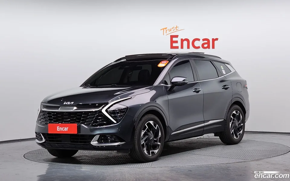 Kia Sportage 1.6 2WD 2023 — фото 1, купить с доставкой в Москву