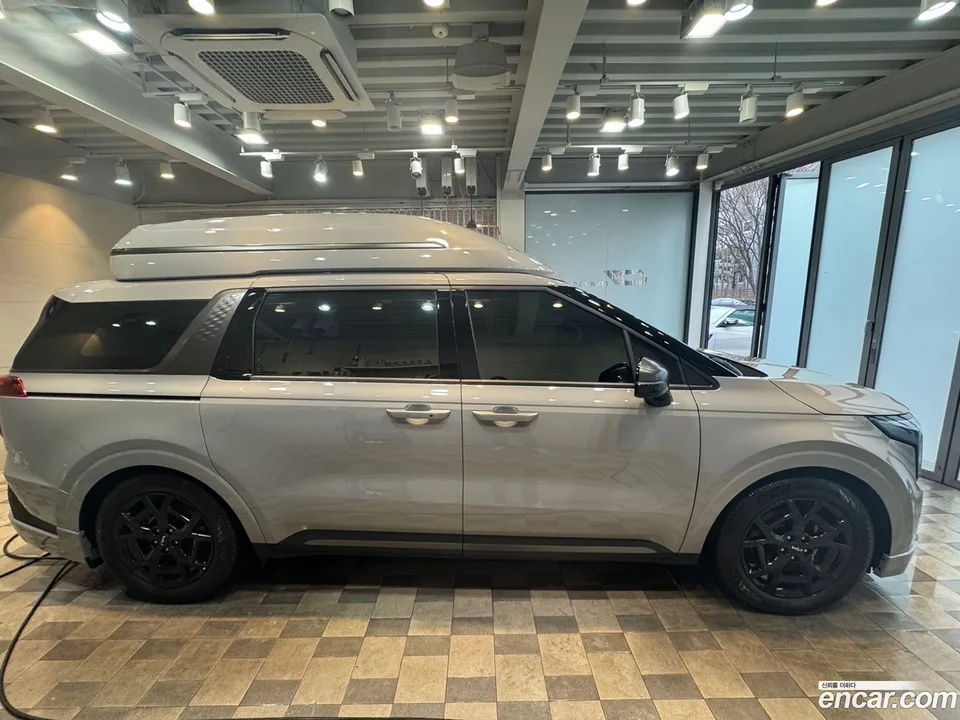 Kia Carnival 9 () 2025 — thumbnail 2