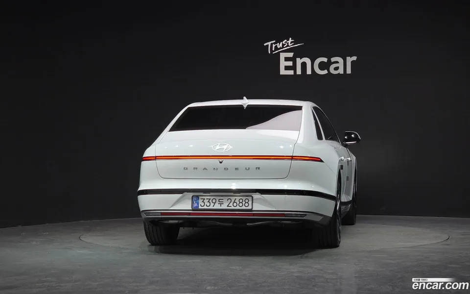 Hyundai Grandeur 2.5 2WD 2023 — миниатюра 4