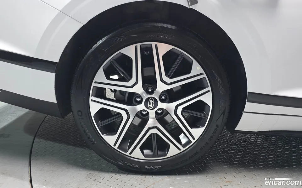 Hyundai Grandeur 2.5 2WD 2023 — миниатюра 5