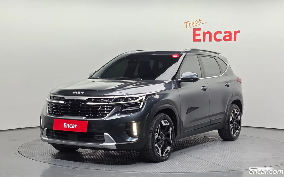 Kia Seltos 1.6 2WD 2024 — фото 1, купить с доставкой в Москву