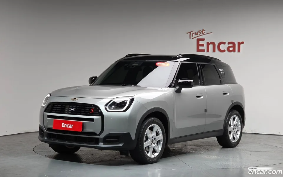MINI Cooper S Countryman ALL4 2024 — фото 1, купить с доставкой в Москву