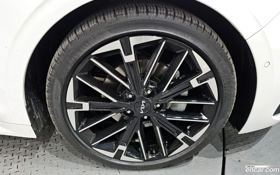 Kia K5 1.6 2024 — миниатюра 2