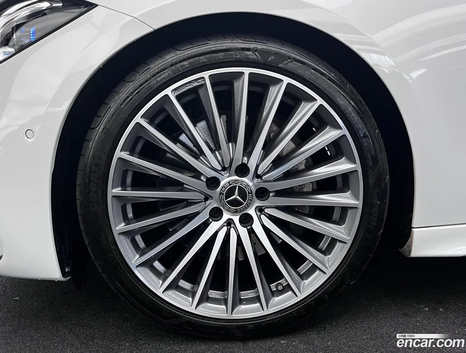 Mercedes-Benz C-Class C300 4MATIC AMG Line 2022 — миниатюра 2