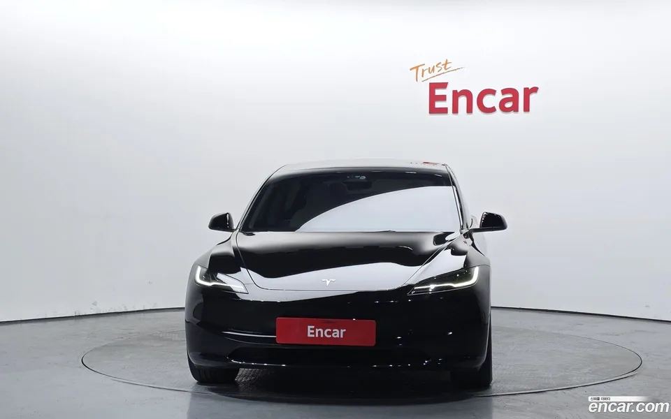 Tesla Model 3 AWD 2024 — миниатюра 3