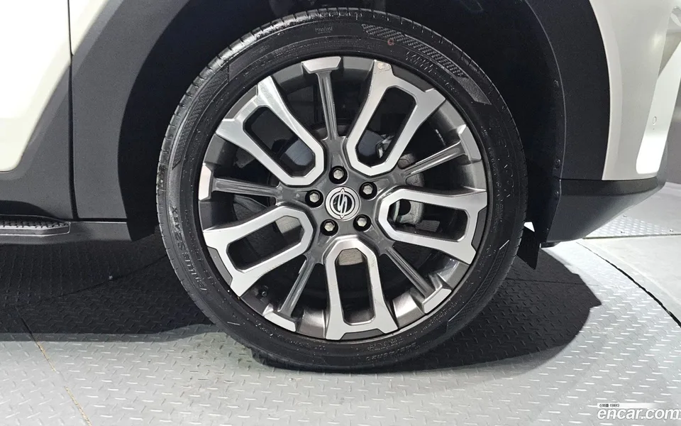 KG Mobility Torres 1.5 2WD 2023 — миниатюра 2