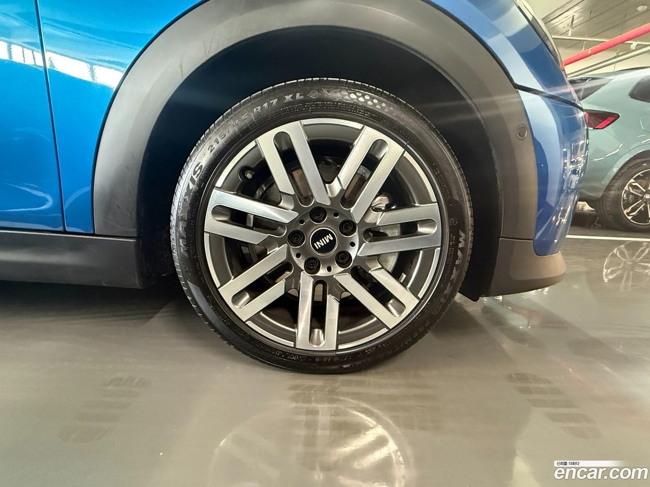 MINI Cooper C 2025 — 5
