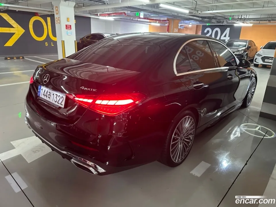 Mercedes-Benz C-Class C300 4MATIC AMG Line 2023 — миниатюра 2