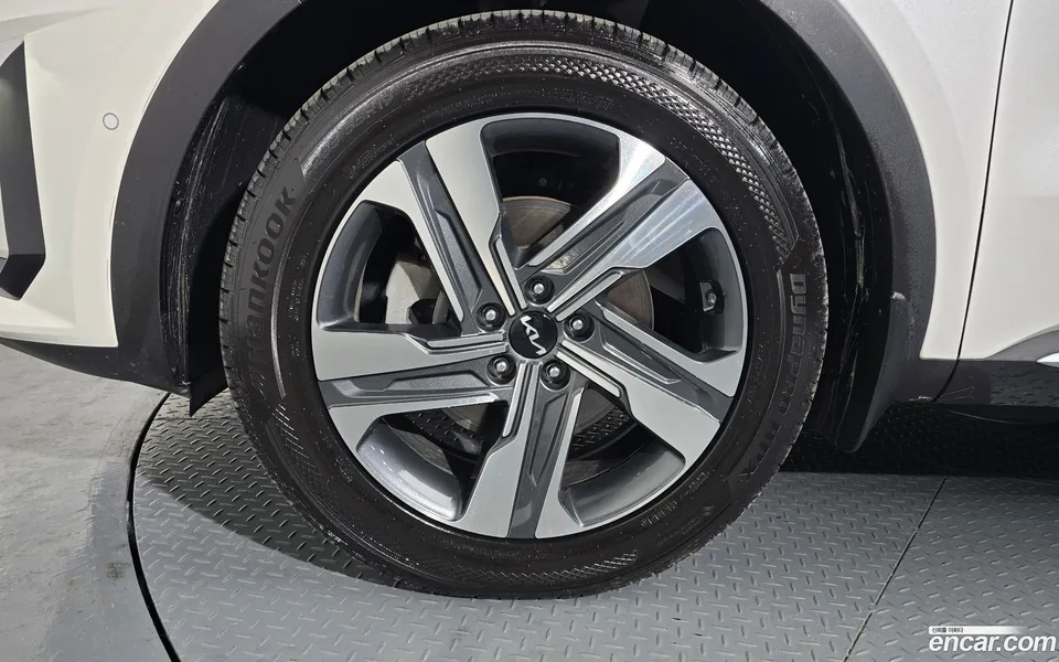 Kia Sorento HEV 1.6 2WD 2023 — миниатюра 2