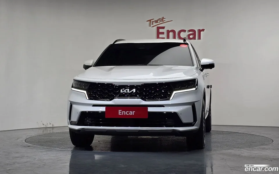 Kia Sorento HEV 1.6 2WD 2023 — миниатюра 3