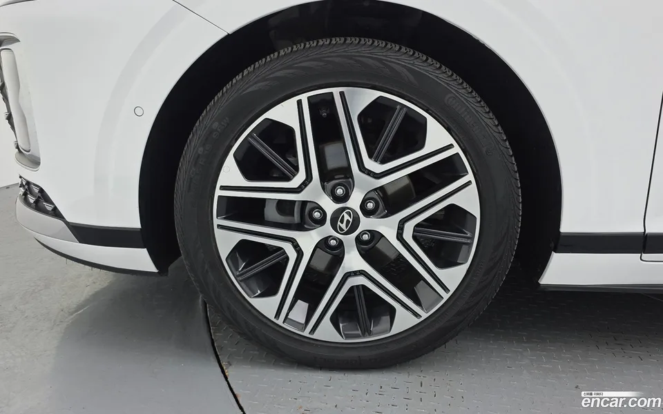 Hyundai Grandeur Hybrid 2023 — миниатюра 2
