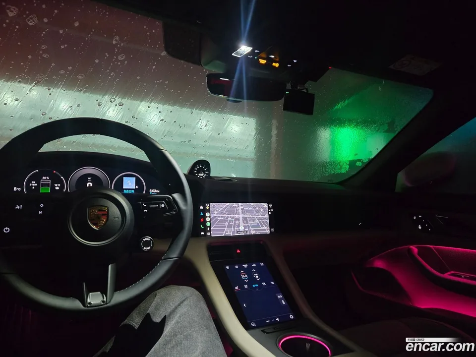 Porsche Taycan 4 2025 — миниатюра 3