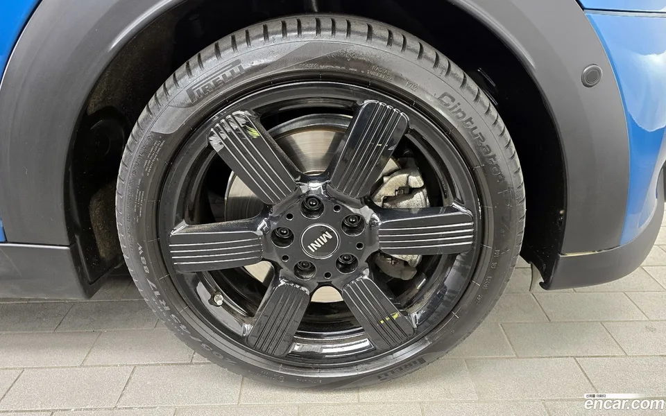 MINI Cooper S Convertible 2023 — миниатюра 2