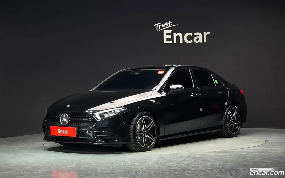 Mercedes-Benz A-Class AMG A35 4MATIC 2022 — фото 1, купить с доставкой в Москву