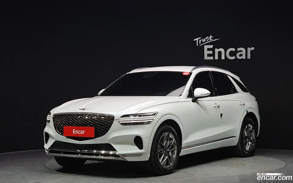 Genesis GV70 2.5T AWD 2024 — фото 1, купить с доставкой в Москву