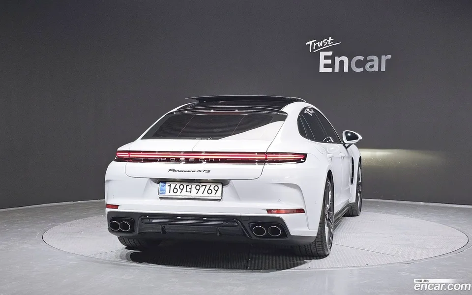 Porsche Panamera (976) 4.0 GTS 2025 — миниатюра 4