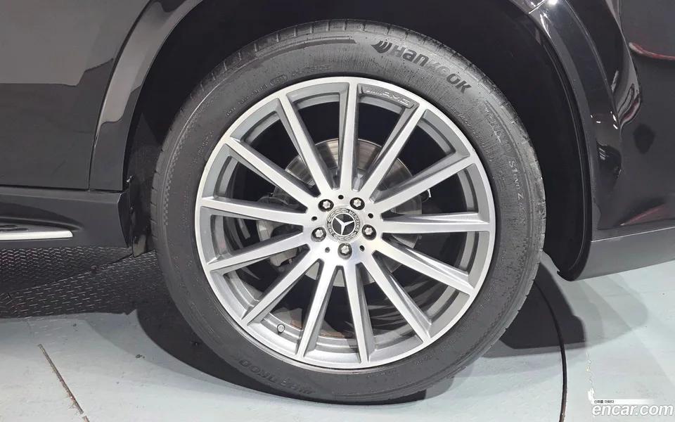 Mercedes-Benz GLS-Class GLS400d 4MATIC 2023 — миниатюра 2
