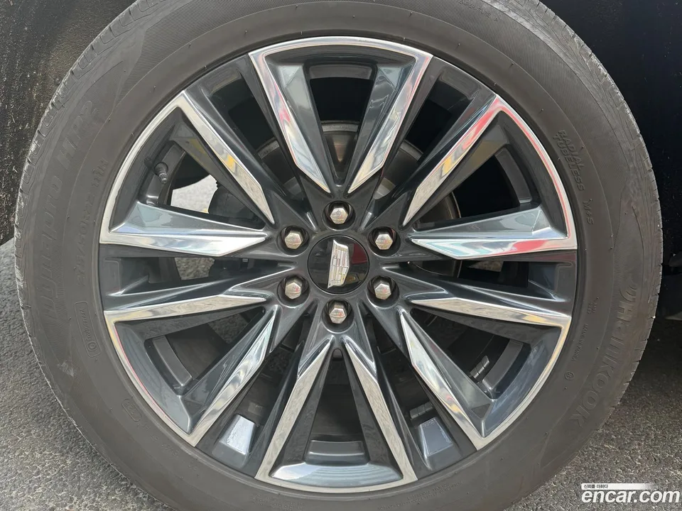 Cadillac Escalade 6.2 ESV 2022 — миниатюра 2