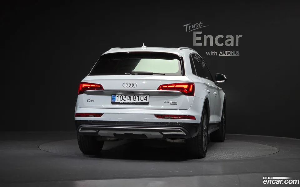 Audi Q5 45 TFSI 2023 — миниатюра 4