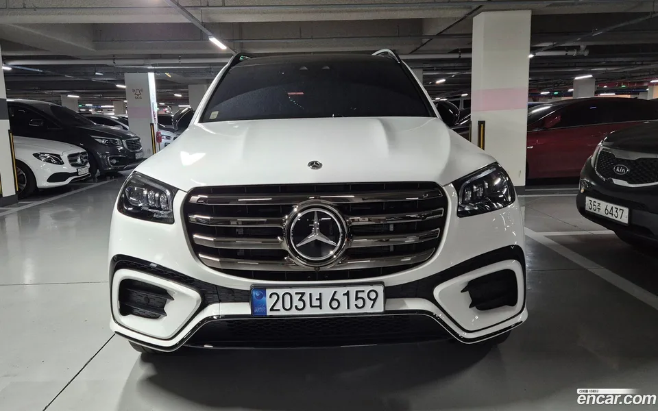 Mercedes-Benz GLS-Class GLS580 4MATIC 2024 — миниатюра 3