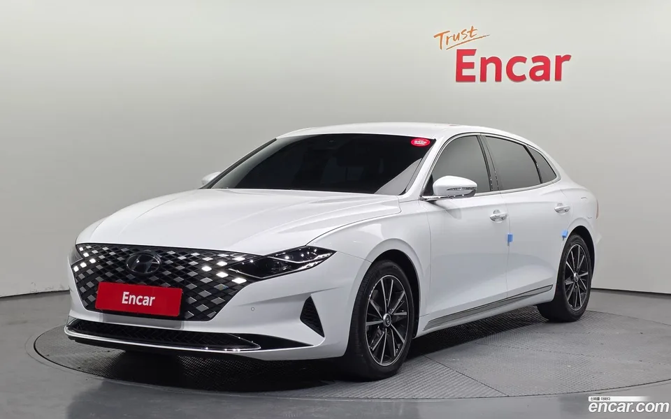 Hyundai Grandeur IG 3.3 2022 — фото 1, купить с доставкой в Москву