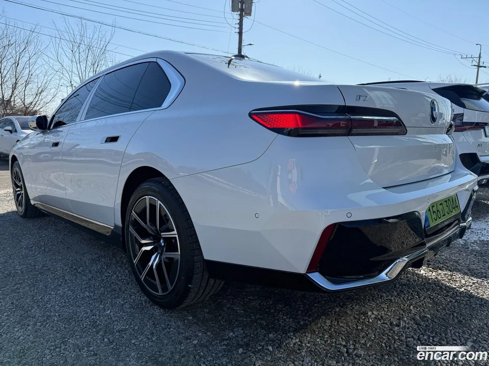 BMW i7 eDrive 50 M 2026 — миниатюра 2