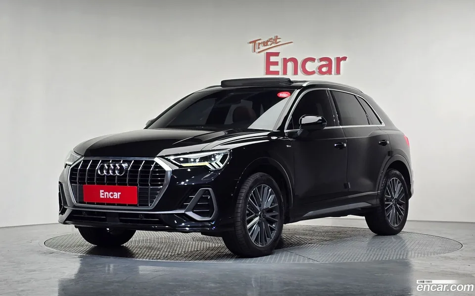 Audi Q3 35 TDI 2022 — фото 1, купить с доставкой в Москву