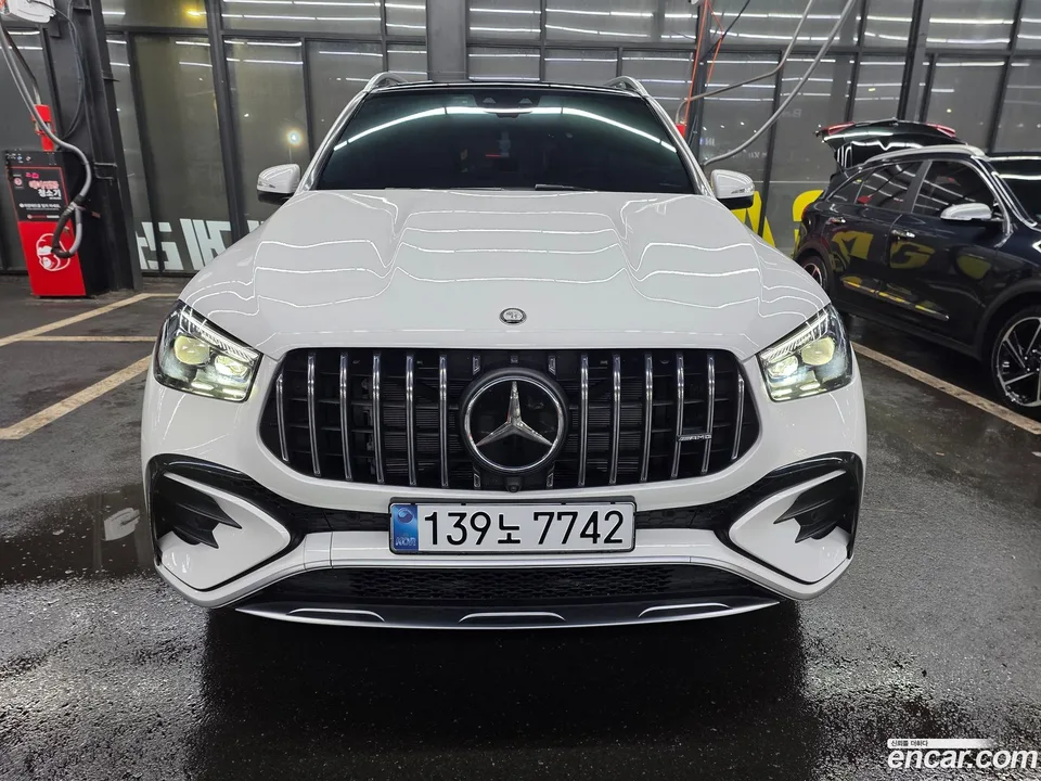 Mercedes-Benz GLE-Class AMG GLE53 4MATIC+ 2024 — миниатюра 5