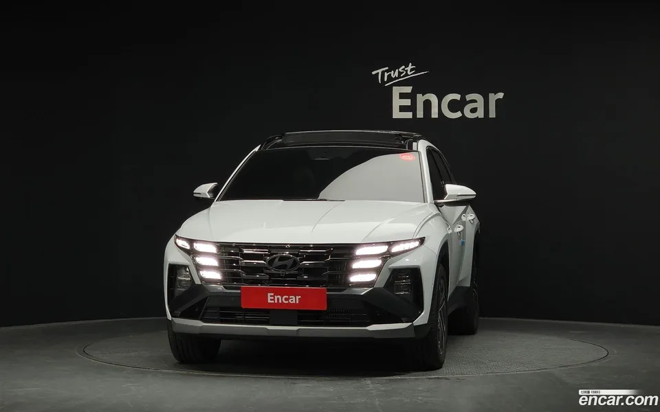 Hyundai Tucson Hybrid NX4 HEV 1.6 2WD 2025 — миниатюра 3