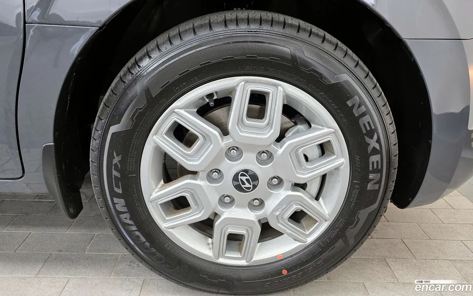 Hyundai Staria L3.5 3 2025 — миниатюра 5